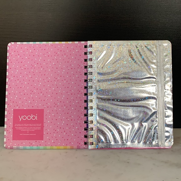 Yoobi Hard Cover Spiral Butterfly Theme Undated Planner with “Love” Keychain - Picture 7 of 16